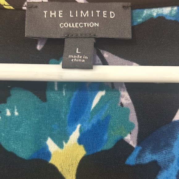 The Limited Floral Blouse - Picture 4 of 7